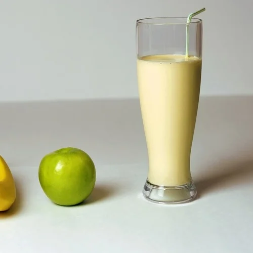 batido de manzana y  yogur para recuperar